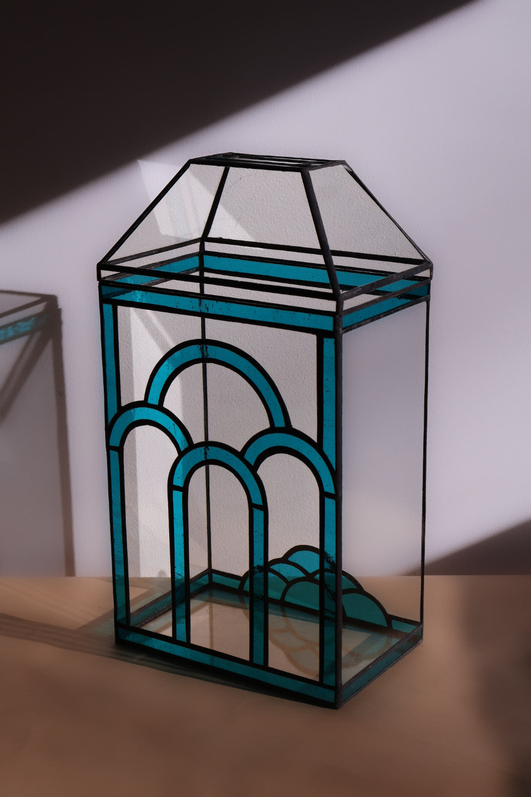 Fountain Terrarium w/ Scallop Detail