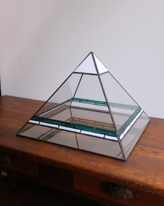 Jewel Pyramid Terrarium